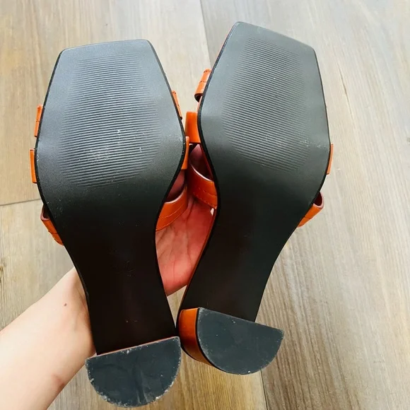 Zara - Picture 5 of 5